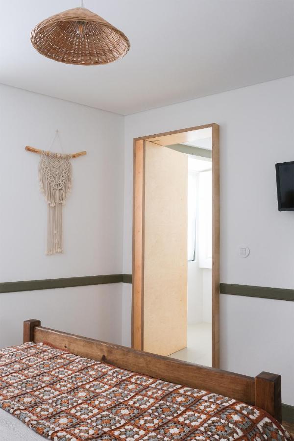 פיניאל Casa Da Praca - Guest House מראה חיצוני תמונה