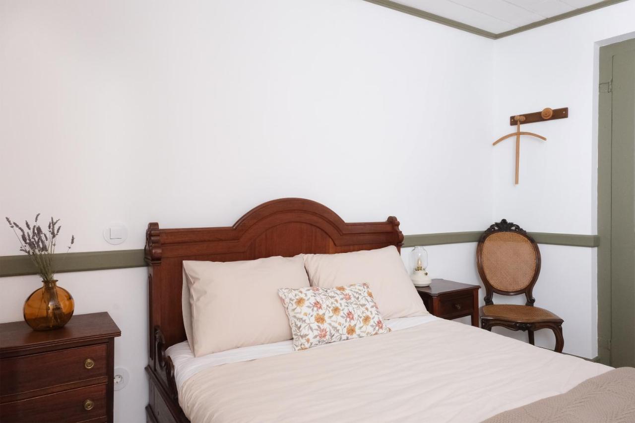 פיניאל Casa Da Praca - Guest House מראה חיצוני תמונה
