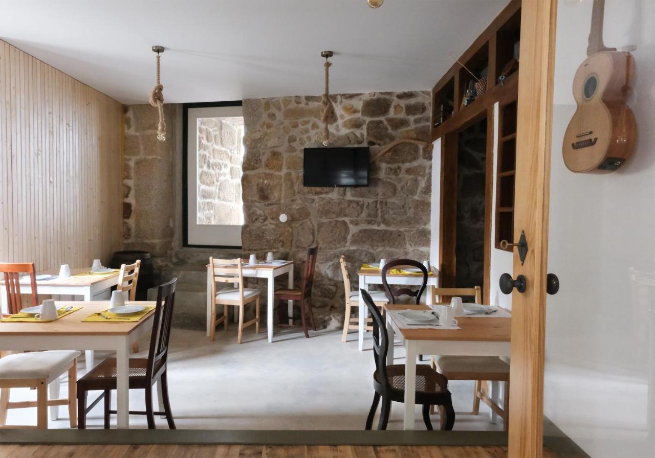 פיניאל Casa Da Praca - Guest House מראה חיצוני תמונה